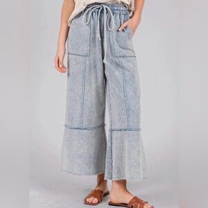 Sage and Fig Cropped Denim Pants